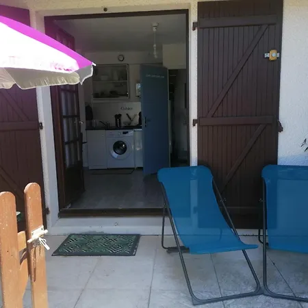 Bord De Apartment